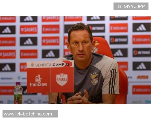 意甲焦点战波尔图与本菲卡握手言和转会传闻引发热议