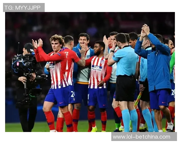 欧冠激战：利物浦3-0国米补时进球引发争议判罚全场沸腾