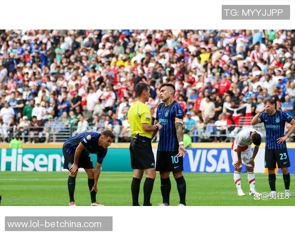 欧联杯精彩对决国米与多特蒙德战成平局神扑时刻引发全场热议 欧联杯精彩对决国米与多特蒙德战成平局神扑时刻引发全场热议