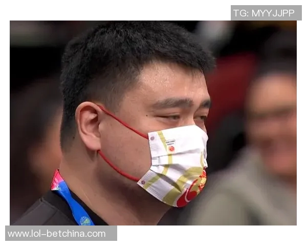 中超精彩对决尤文图斯大胜里昂逆转瞬间引发全场热烈欢呼