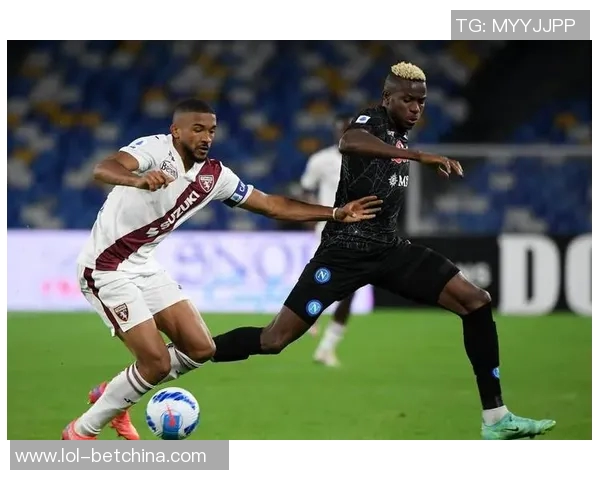 友谊赛精彩回顾：里昂大胜那不勒斯点球大战引发全场热烈反响