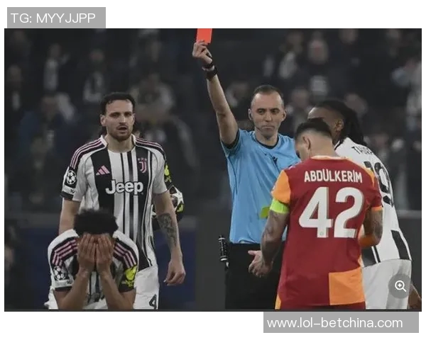 世界杯精彩对决多特蒙德与尤文图斯战成平局逆转瞬间引发全场热烈反响