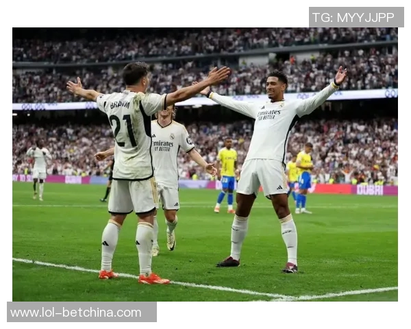 中超激战热刺与皇马战成平局补时进球引发全场狂欢解析